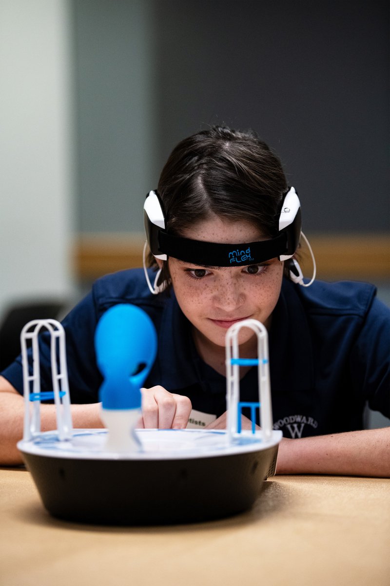 GTCommRelations's tweet photo. Inspired moments from our annual Middle Grades Discover Georgia Tech event where local students engaged in hands-on STEM activities! A big thank you to our GT faculty, staff and students who encouraged these students to envision themselves as our future leaders in STEM!💡🔬 https://t.co/X6EJYe2ZmE