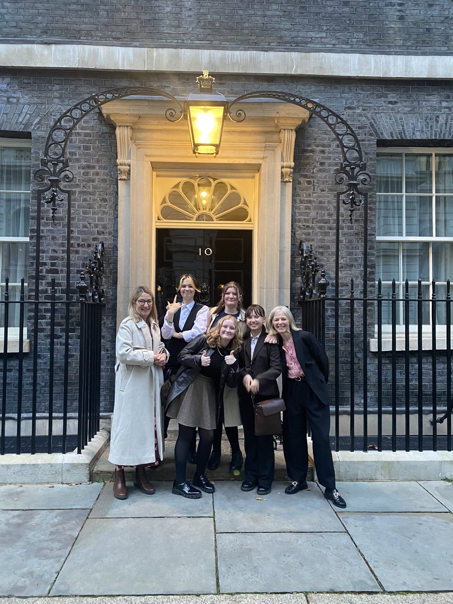 Wyedean English (@wyedeanenglish) on Twitter photo Wyedean meets <a href="/10DowningStreet/">UK Prime Minister</a> <a href="/lisanandy/">Lisa Nandy MP</a> today in conjunction with <a href="/cheltfestivals/">Cheltenham Festivals</a> We had a fantastic day showcasing work created by our talented year 10 students as part of the Scribbled Self project focusing on writing for well-being. What a privilege! Wyedean meets <a href="/10DowningStreet/">UK Prime Minister</a> <a href="/lisanandy/">Lisa Nandy MP</a> today in conjunction with <a href="/cheltfestivals/">Cheltenham Festivals</a> We had a fantastic day showcasing work created by our talented year 10 students as part of the Scribbled Self project focusing on writing for well-being. What a privilege!