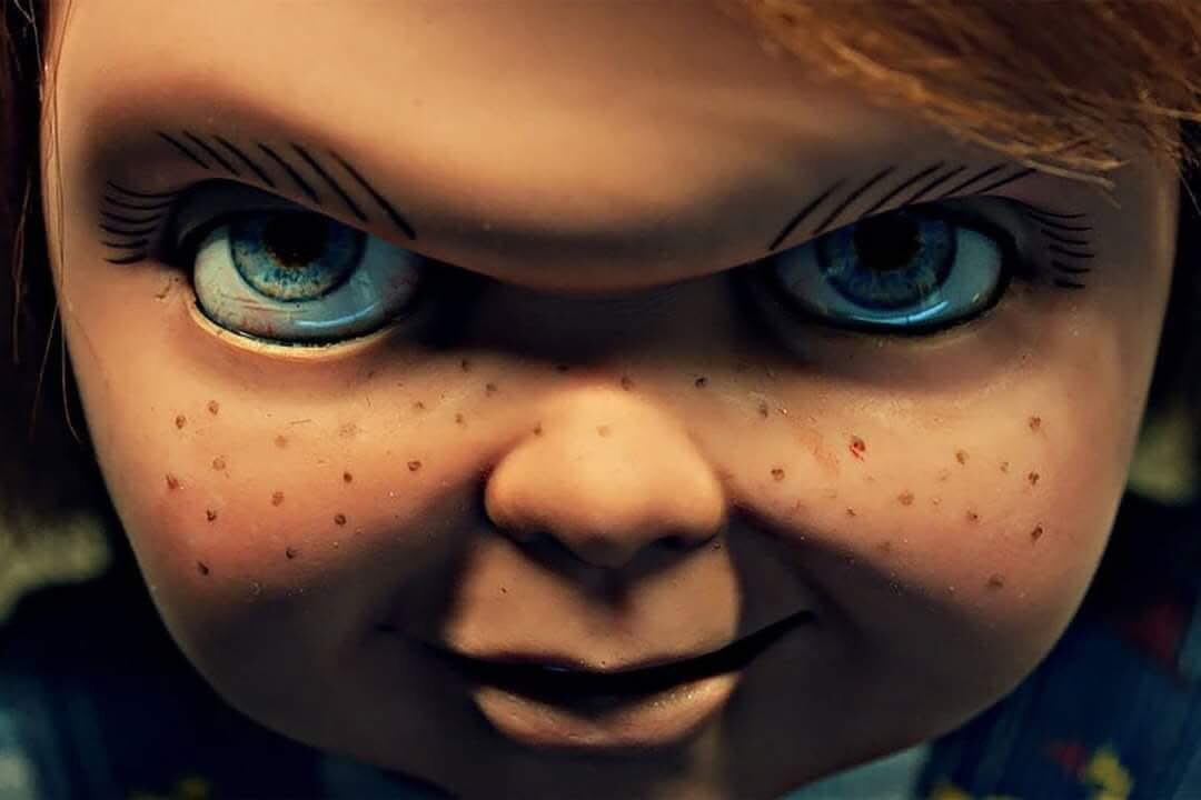 Derezackq's tweet image. Apparently something is coming soon, Chucky will be moving to a chain we still don&apos;t know if it&apos;s in Peacock which is most likely, but I remind you again if you want a season 4, you&apos;ll have to demand it to get it and not stay with that end of season 3 #SaveChucky