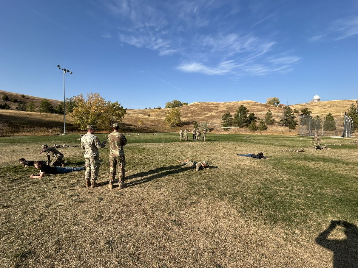 MtRushmoreROTC's tweet photo. At today's Leadership Lab, Hardrocker Company conducted Patrol Base and Objective Rally Point training. #mtrushmorebn #fallintoleadership @sdsmt @3rdROTCBrigade @ArmyROTC https://t.co/JAJ0BX4GZd