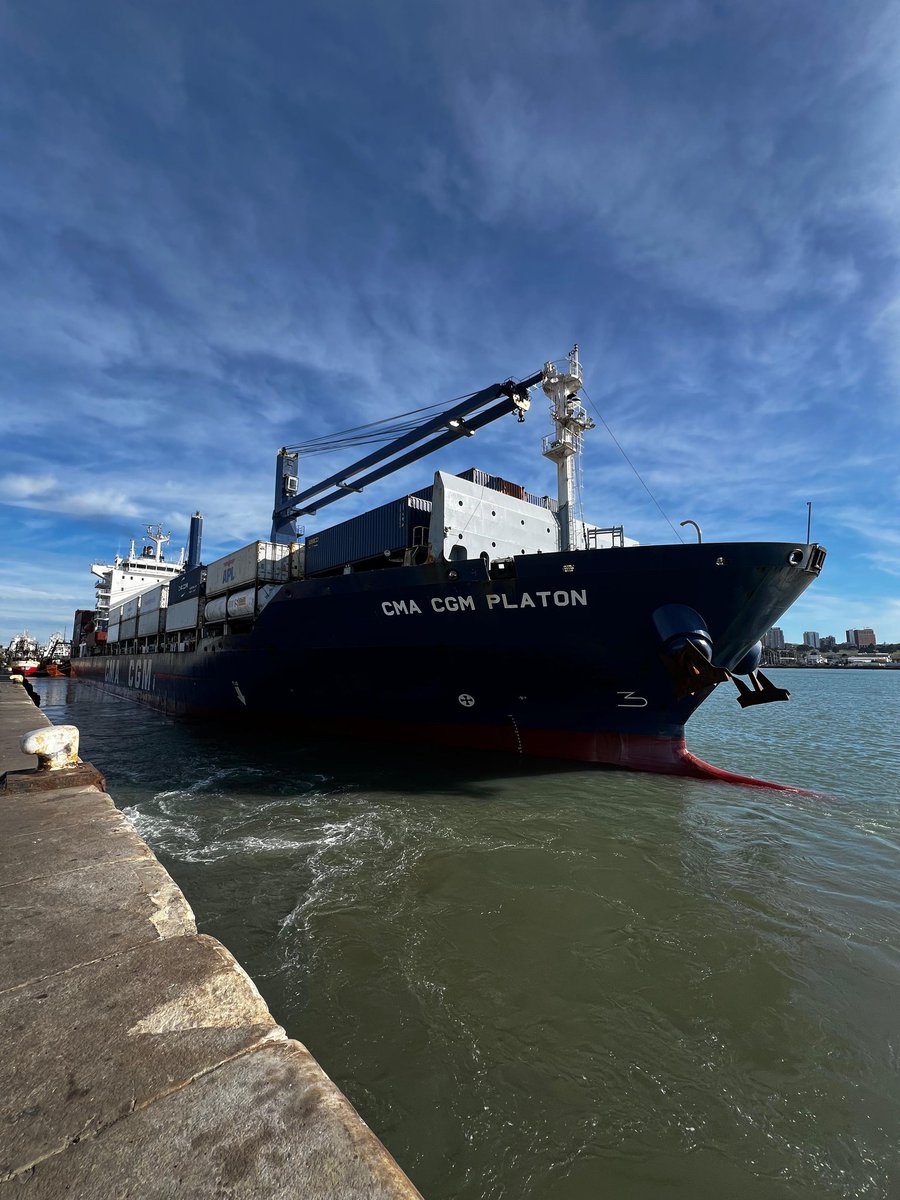 TC2mdp's tweet image. Mañana esperamos nueva recalada buque #Platon #CMA 
Servicio Atlas 🇧🇷
Lo operaremos el jueves cargando 200 Teus con el servicio de #Hipocoop