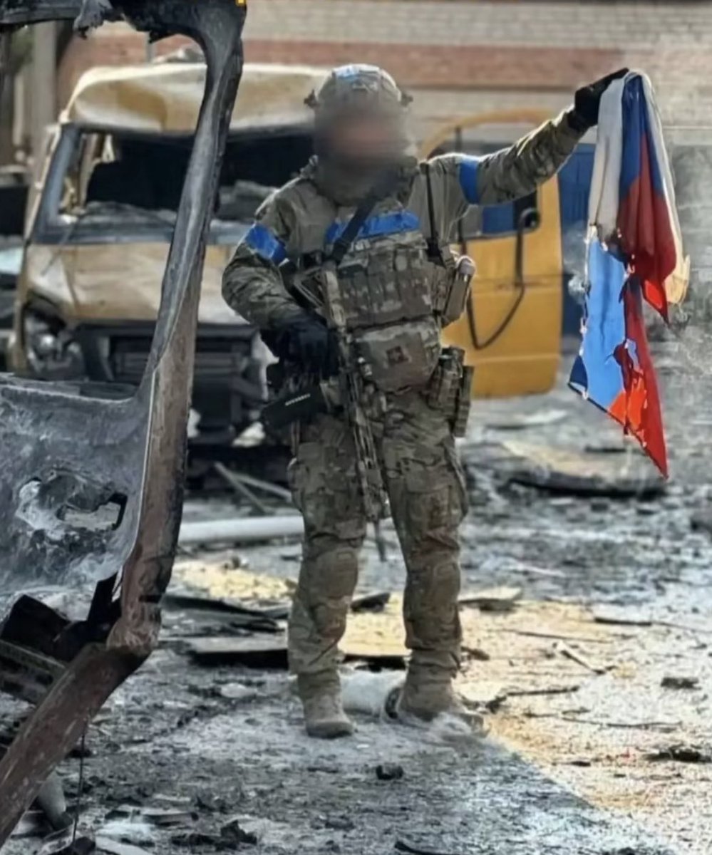 ⚡️If you support 🇺🇦Ukraine, write "I stand with Ukraine" in the comments. Let's see how many of us there are