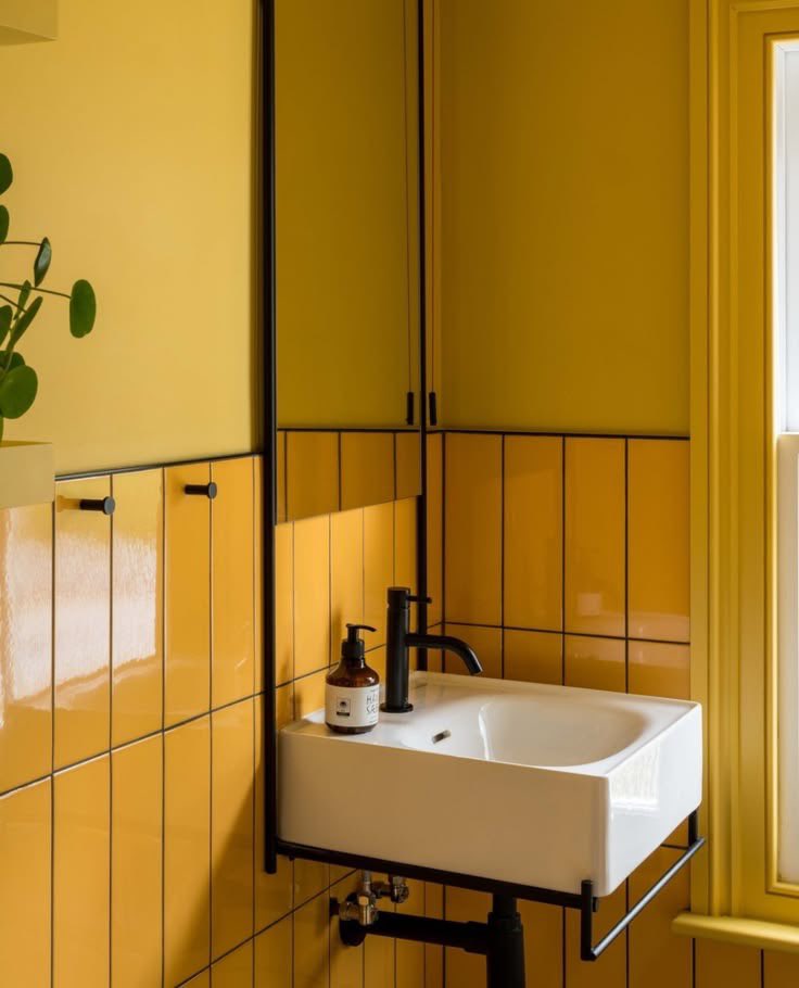 luusssso's tweet photo. Nothing better than a nice pop of yellow https://t.co/e5v8WStkaL