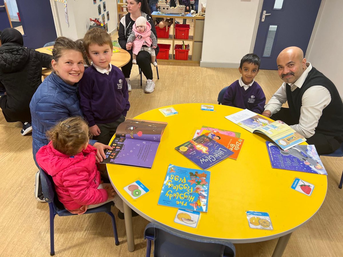 SunnysideAcad's tweet photo. A huge thank you to all the parents and carers who joined us this morning! Your support means the world to our pupils, and they loved reading together. Moments like these foster a love for reading. π
#TeamSunnyside #EveryChildCanShine #ReadingBreakfast #LoveReading https://t.co/I7NVAmI5h9