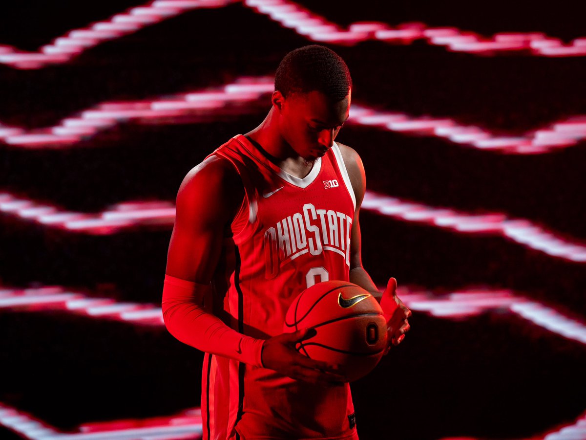OhioStateHoops's tweet photo. Intro shoot day BTS 📸

#Team126 | #GoBucks https://t.co/cwFDRfURC0