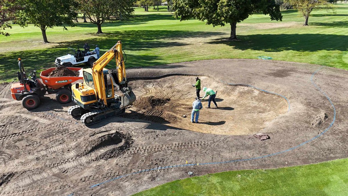 <a href="/TDI_Golf/">TDI Golf/XGD Systems</a> is at The Country Club of Jackson for bunker construction with <a href="/Billy_Bunker/">Better Billy Bunker</a> and <a href="/chriswilczynski/">Chris Wilczynski</a>. Check out these cool #monster #bunkers! 🔥 #fallgolf #bbb #golfconstruction #tdi #xgd #boo #turflife #michigan