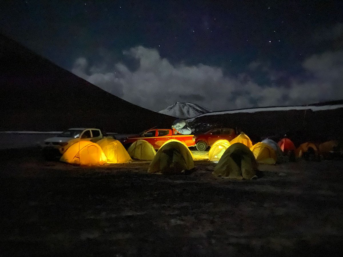 ocuc_cl's tweet image. 🌱 El equipo OCUC junto a @UAntofagasta, estuvo en terreno en la región de Atacama, recolectando datos sobre salares y lagunas altoandinas para un estudio liderado por la Dra. @CristinaDorador. Nuestro objetivo: crear una red protegida de salares en Chile. 🌍🦩
#InvestigaciónUC