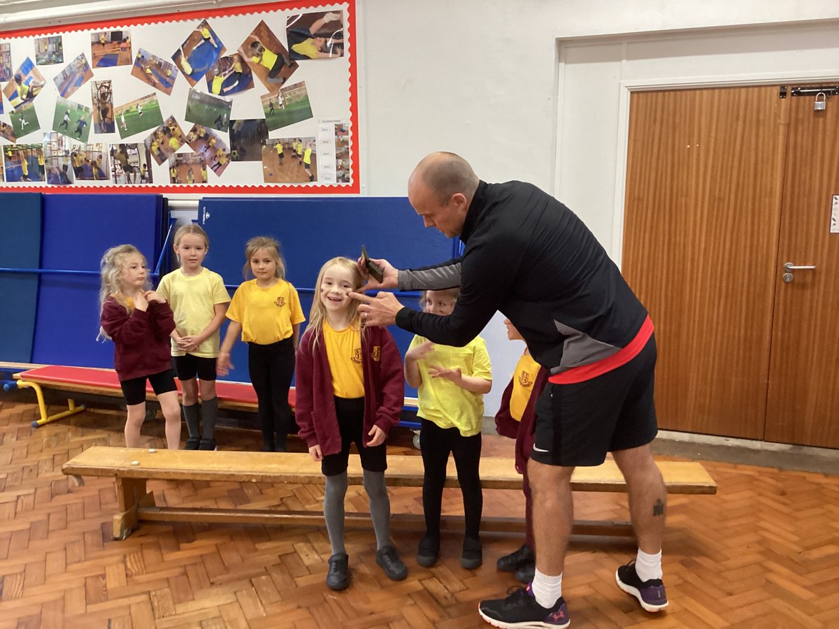 Spring Gardens Primary School tweet media