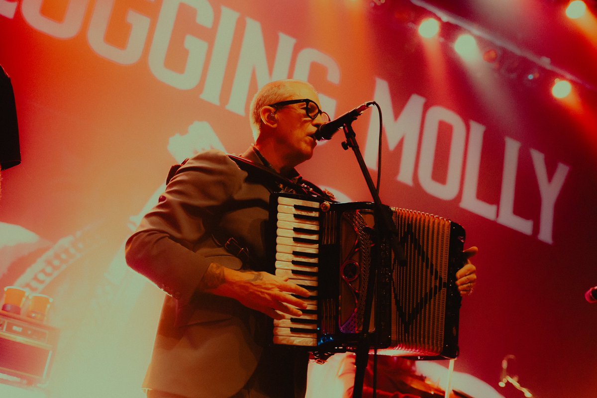 Flogging Molly tweet media