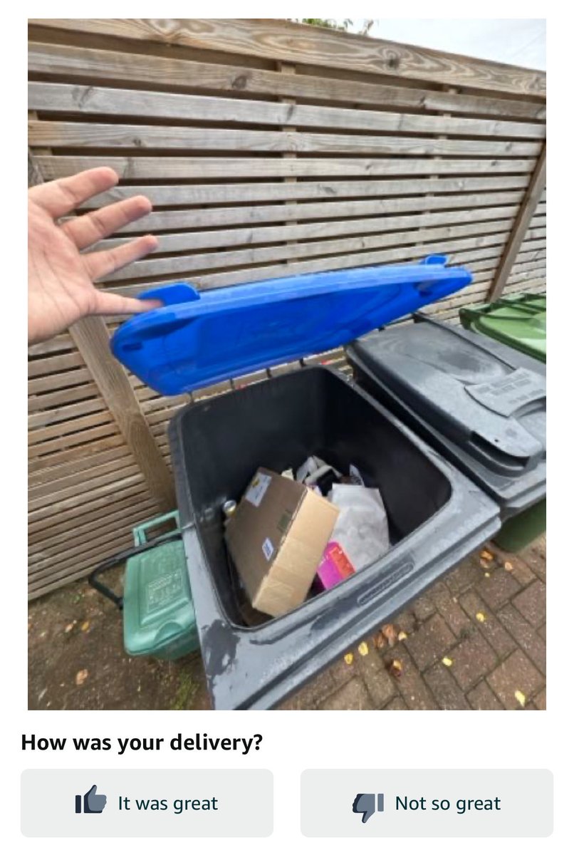 chaplinlab's tweet image. My delivery was pretty rubbish, thanks ⁦@amazon⁩
