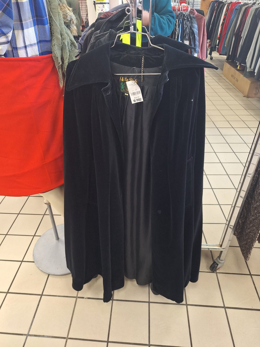 levacas's tweet image. When you have a leave a vintage velvet cloak at the thrift store because it's JUST a bit too small