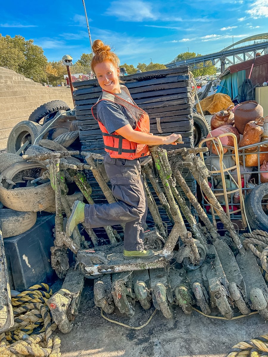 Fun fact: scooters can’t swim. Although a river scoot sesh sounds like fun, we suggest enjoying them on land!

#liivinglandsandwaters #rivercleanup #keepitclean #cincinnati