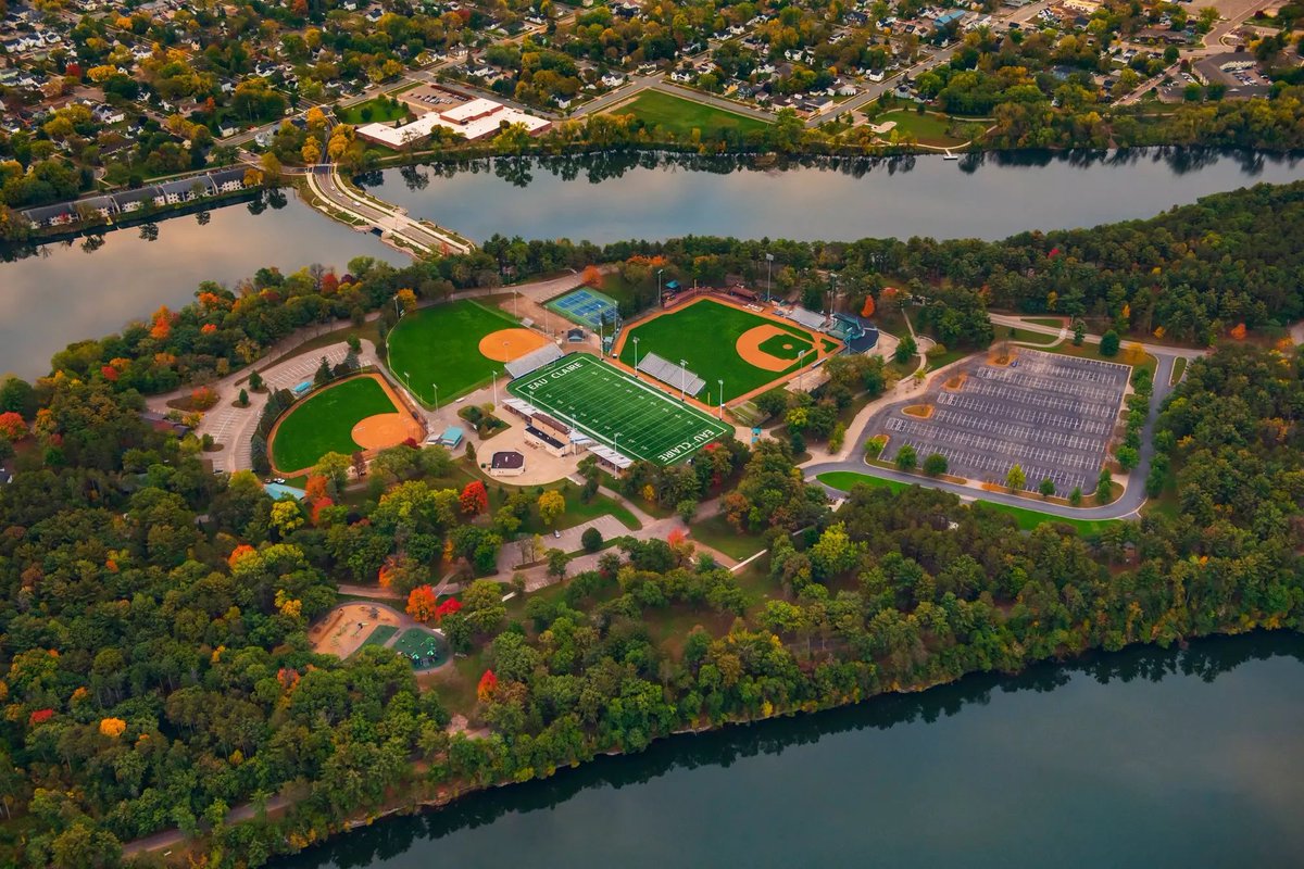 Nathan Arndorfer 25’ WR (@nathanarndorfer) on Twitter photo I had an amazing time this past weekend on a gameday visit for <a href="/UWECFootball/">Blugold Football</a>. Thank you to <a href="/CoachE_Blugolds/">Rob Erickson</a> and the rest of the crew for showing us what Blugold football can do!
<a href="/ecmfootball/">Eau Claire Memorial Football</a> I had an amazing time this past weekend on a gameday visit for <a href="/UWECFootball/">Blugold Football</a>. Thank you to <a href="/CoachE_Blugolds/">Rob Erickson</a> and the rest of the crew for showing us what Blugold football can do!
<a href="/ecmfootball/">Eau Claire Memorial Football</a>