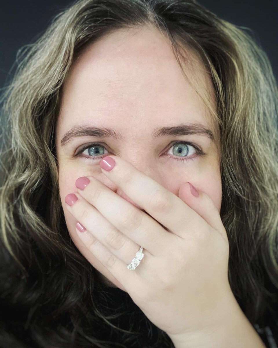 Rachel Weeks tweet media