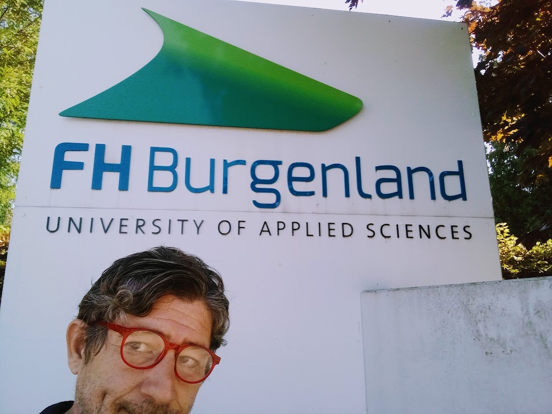 Wilhelm von Humboldt (decades ago) knew it already: science has to be communicated. Our president #wolfholnthoner is proudly engaged in educating the new generation of scientists at #FHBurgenland (btw: his hometown) 😊