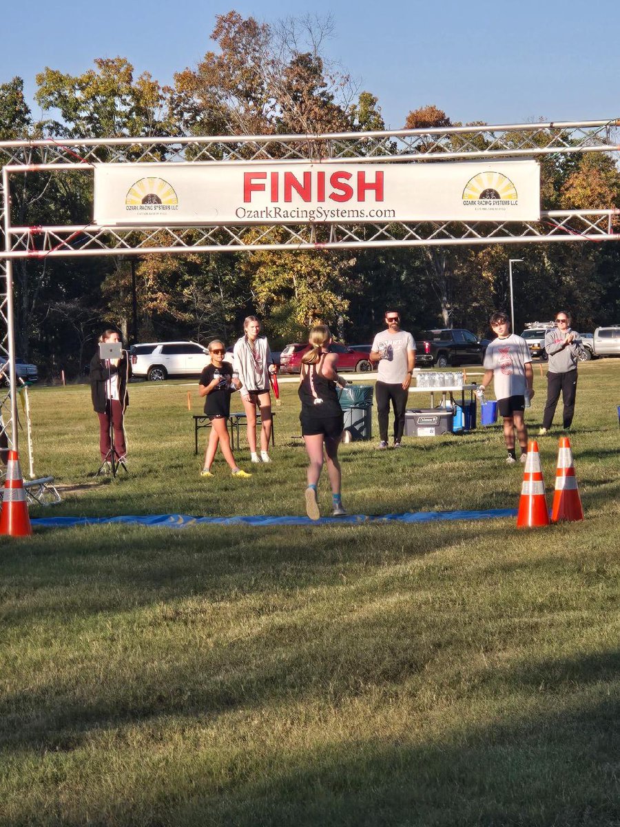 Congratulations to Adelyn Asbury for placing 2nd in the Reed's Spring Middle School Invitational! 🥈