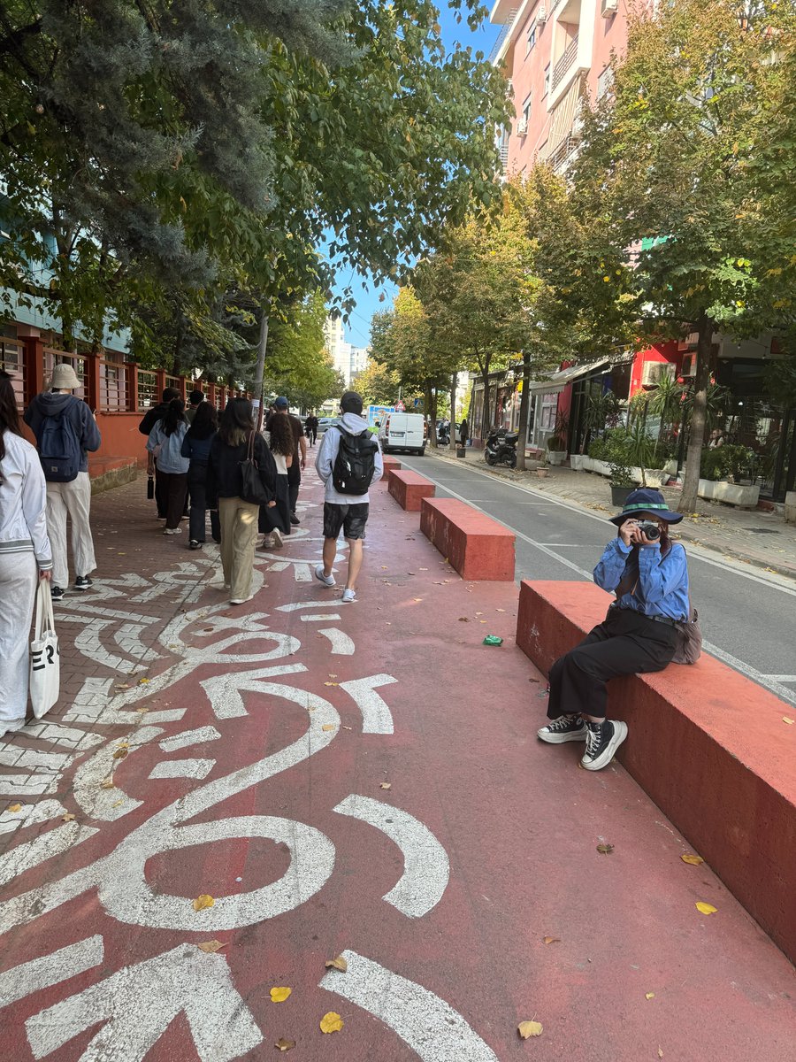 How can play affect climate change and build more resilient, happier communities? This is the question we are exploring in Albania with landscape architecture students from the University of Pennsylvania and our partner @qendra_marredhenie.