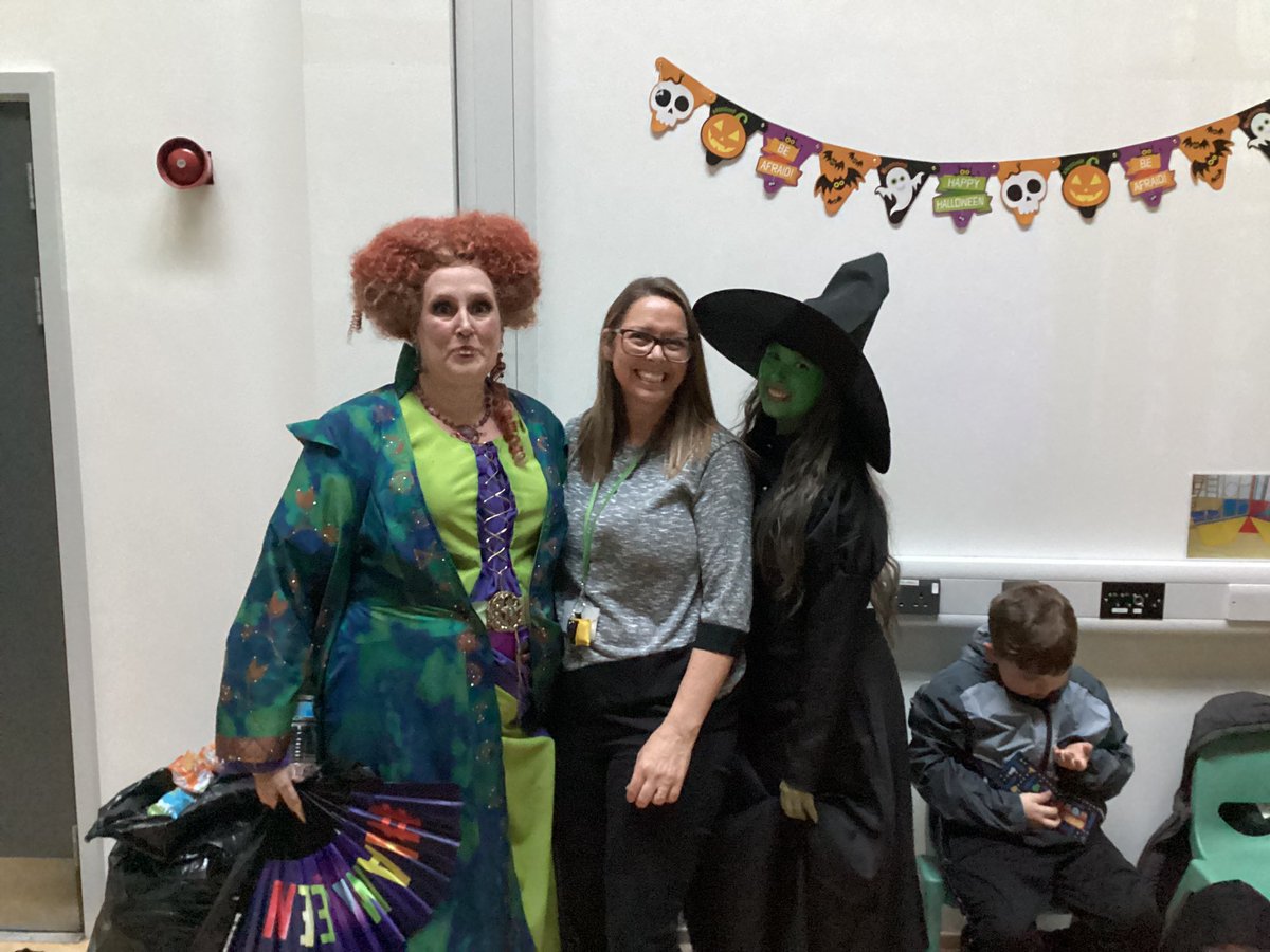 We had lots of fun at our Monster Bash last night! Mrs Horton enjoyed dancing with our spooky members of the PTA! Thank you to all the PTA and staff for helping at the disco!🎃👻🧙