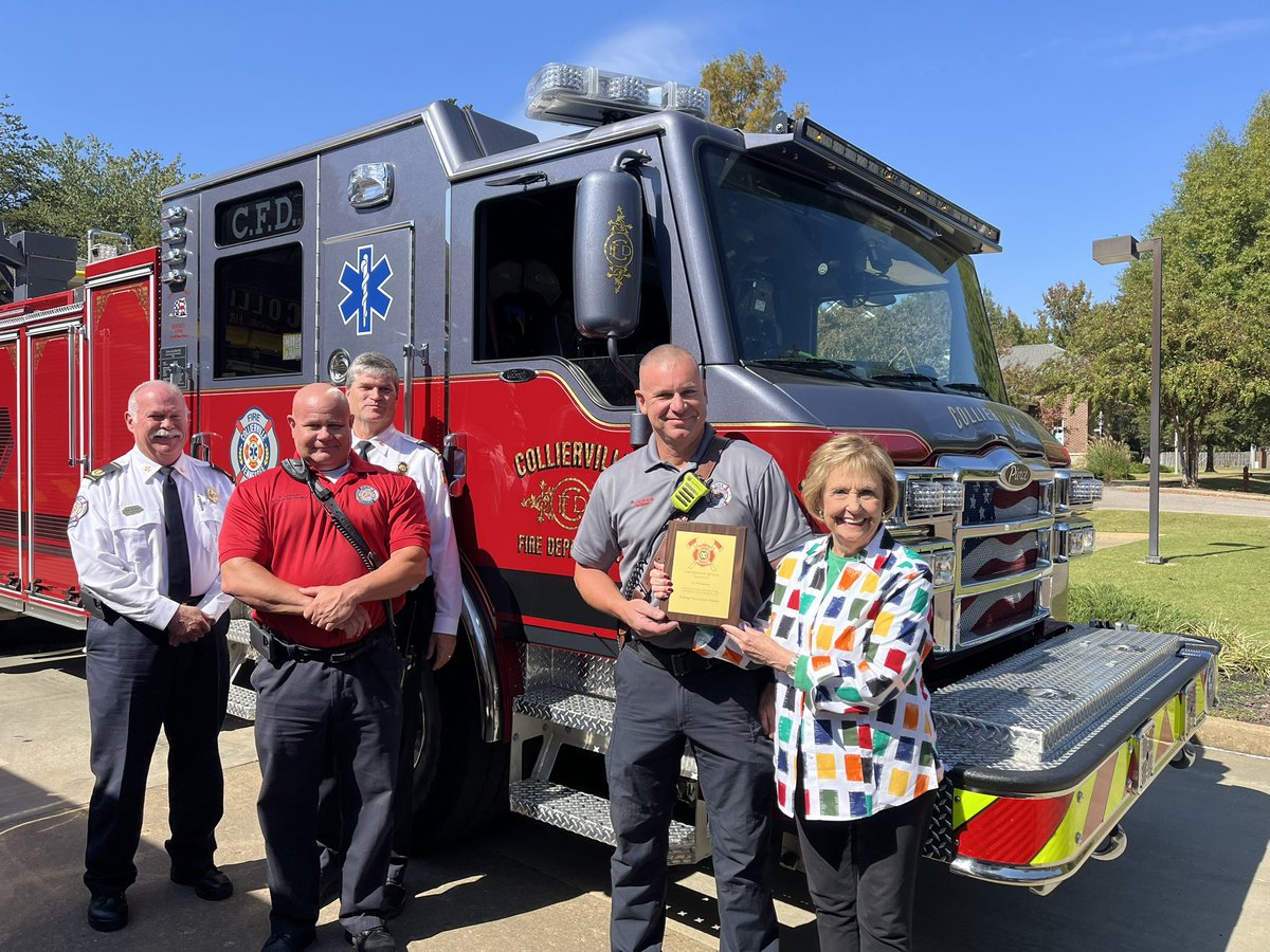 ColliervilleR's tweet photo. Congratulations to Lt. Jackson on receiving the Firefighter of the Year award from the Memphis Exchange Club! His dedication to the community and the fire department truly embodies the values the Exchange Club honors. https://t.co/8VP7hzyGCx