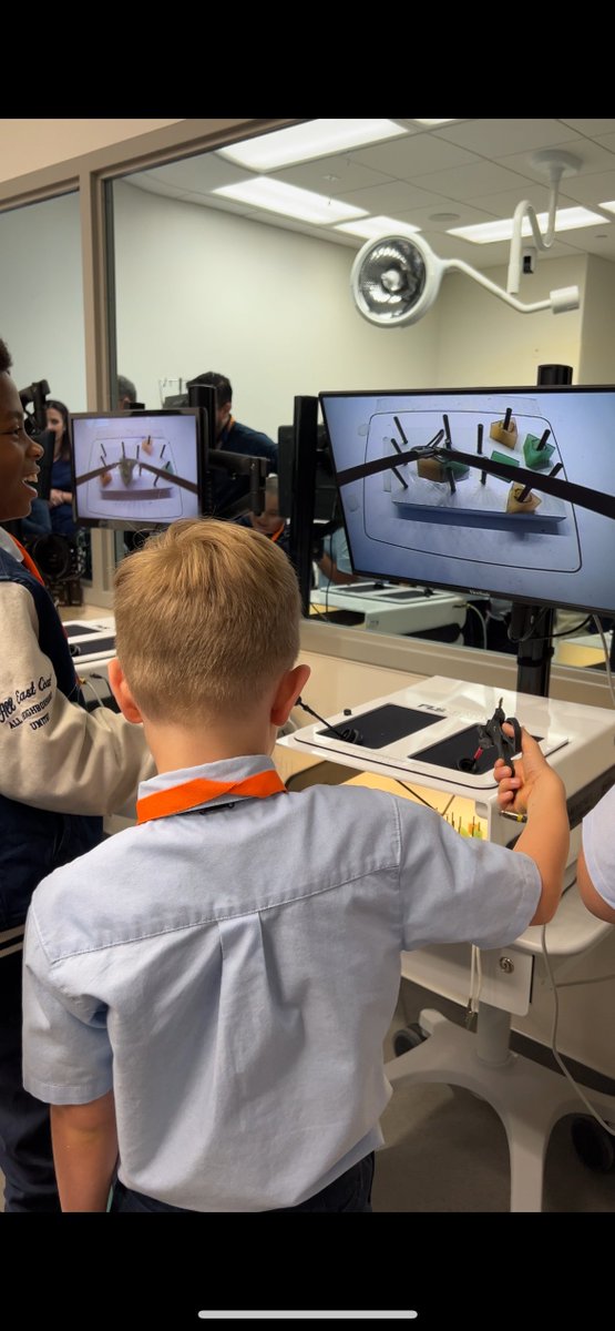 Dallas ISD (@dallasschools) on Twitter photo 👩⚕️👨⚕️ Future doctors in the making! Third graders from <a href="/DISDBiomed/">Biomedical Preparatory at UTSW</a> had an amazing hands-on experience at
<a href="/UTSWMedCenter/">UT Southwestern Medical Center</a> 's Simulation Center. From working with laparoscopy tools and learning about reflexes to treating Charlie the robot’s playground injury. 🩹🤖 👩⚕️👨⚕️ Future doctors in the making! Third graders from <a href="/DISDBiomed/">Biomedical Preparatory at UTSW</a> had an amazing hands-on experience at
<a href="/UTSWMedCenter/">UT Southwestern Medical Center</a> 's Simulation Center. From working with laparoscopy tools and learning about reflexes to treating Charlie the robot’s playground injury. 🩹🤖