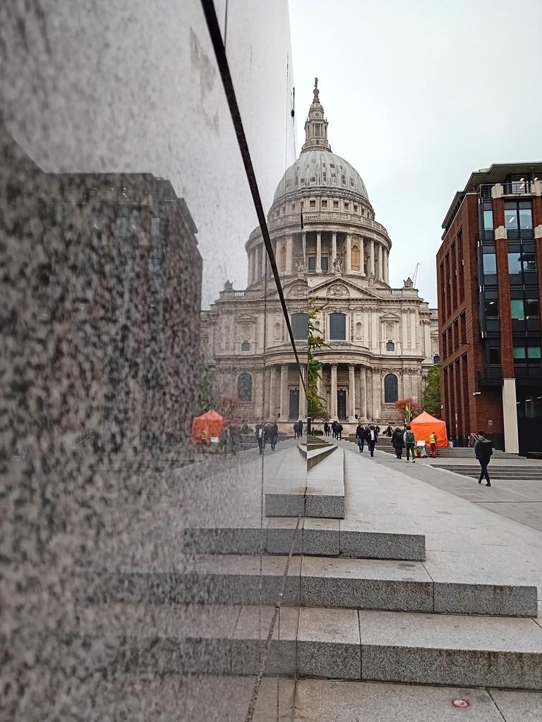 Nina Phoenix π (@nina_phoenixot) on Twitter photo Had an energising second day with <a href="/tomsalinsky/">Tom Salinsky</a> from #RADA. Owning space, raising our status and negotiating difficult conversations.
Managed to also squeeze in a walk to St Pauls too! Had an energising second day with <a href="/tomsalinsky/">Tom Salinsky</a> from #RADA. Owning space, raising our status and negotiating difficult conversations.
Managed to also squeeze in a walk to St Pauls too!