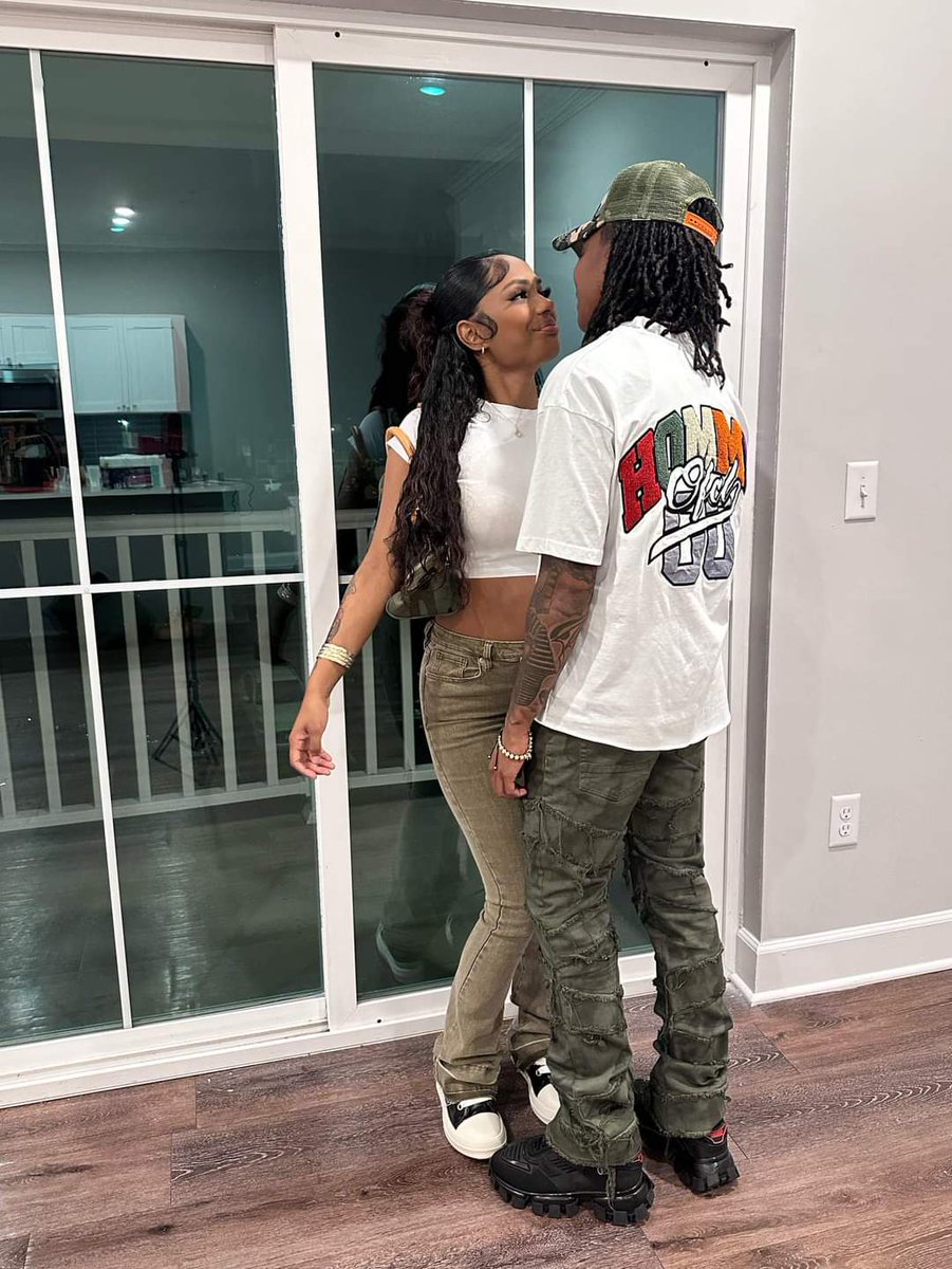 RelatableWluhE tweet media