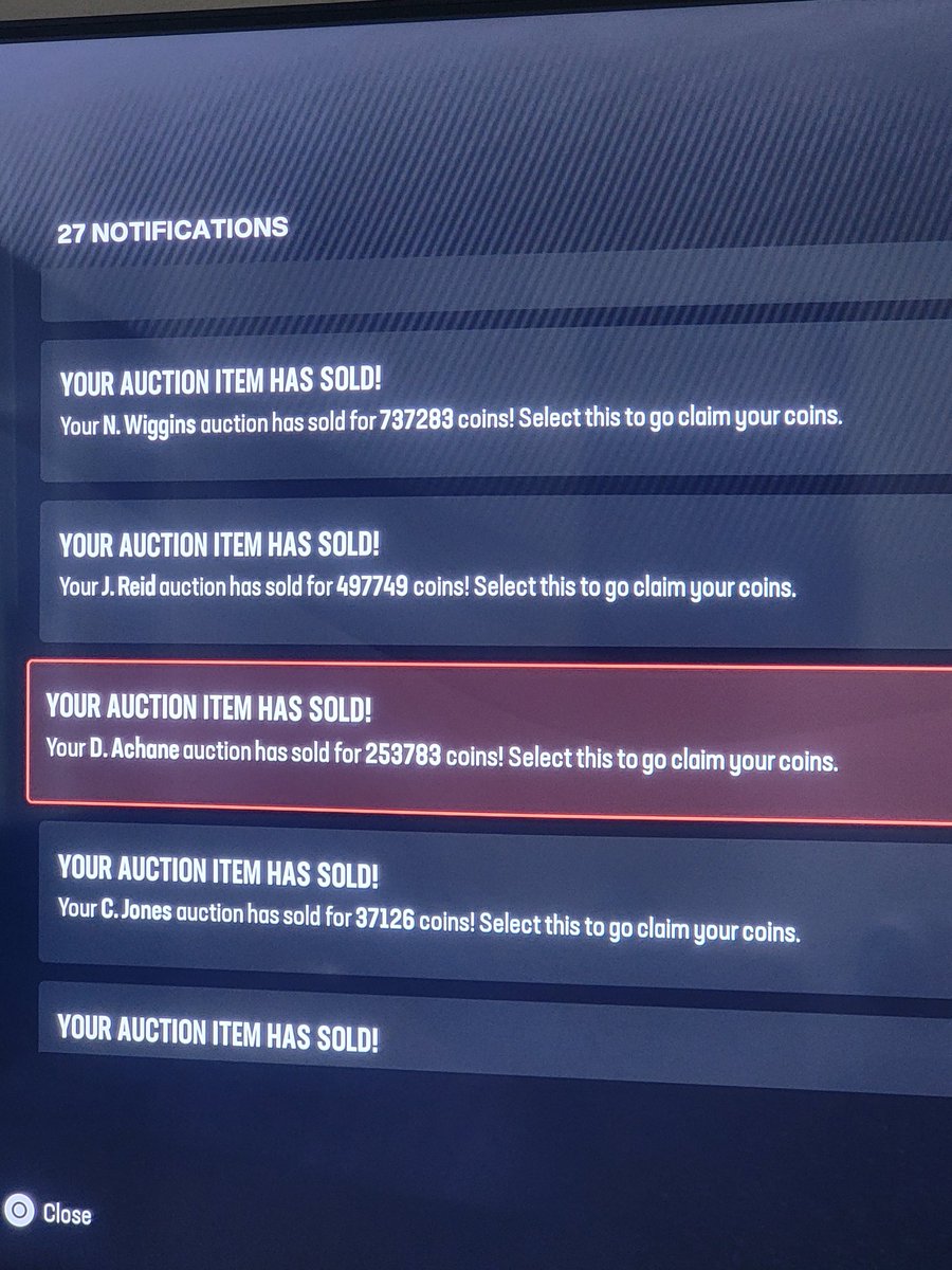 Saxmedown's tweet photo. Just another day at @EASPORTS_MUT @EASPORTS @EAMaddenNFL been missing my 500k coins for 3 days @EAHelp 

@Gutfoxx @Zirksee https://t.co/sEhMZWr24U