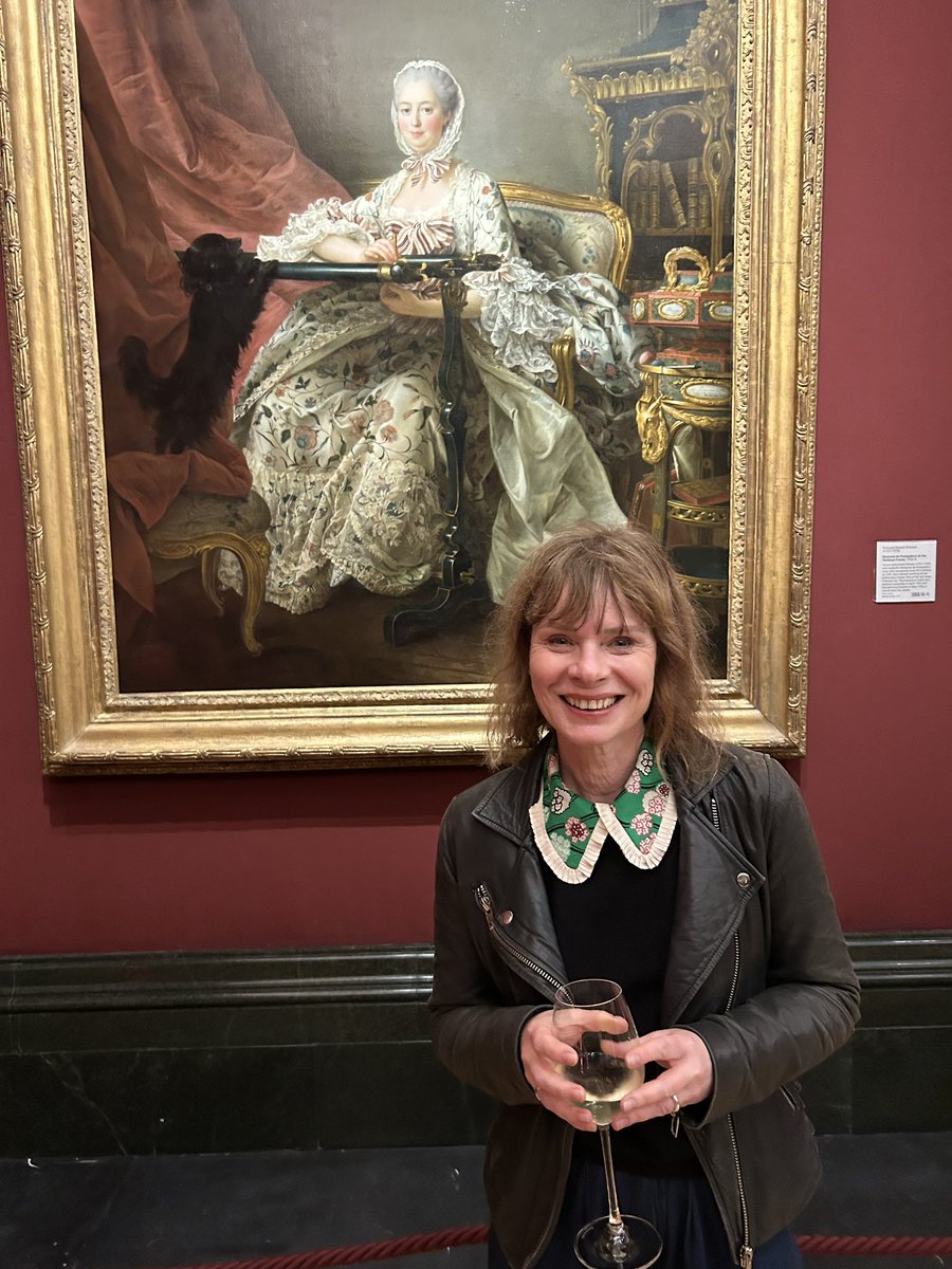 Nope still don’t think it is Chinese painted silk #PhDlife <a href="/UofGlasgow/">University of Glasgow</a> <a href="/sgsah/">SGSAH</a>