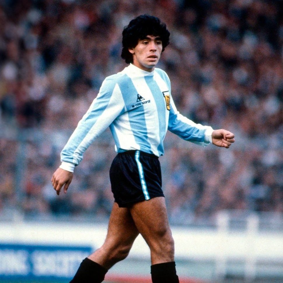 🇦🇷Diego Maradona 1980 🏟️Matches: 55 ⚽️Goals: 50 (30 clutch
