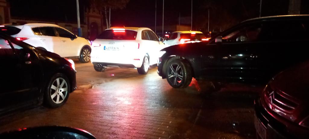 ¿Para cuándo va a dejar la Policía Municipal un plan coherente de desalojo de los aparcamientos de El Arcángel? 31 años de atascos