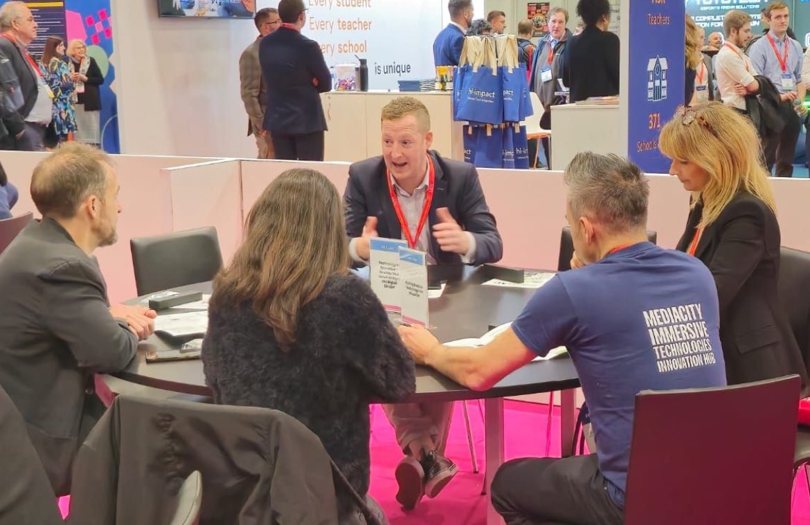 Brilliant day <a href="/brilliantfest/">BRILLIANT</a> – so many great conversations had, new connections made, and got stuck in with Live interviews, roundtables discussions and attended amazing panels and presentations about #gamification of #education and using #edtech #VR and #AI in innovative ways ✨