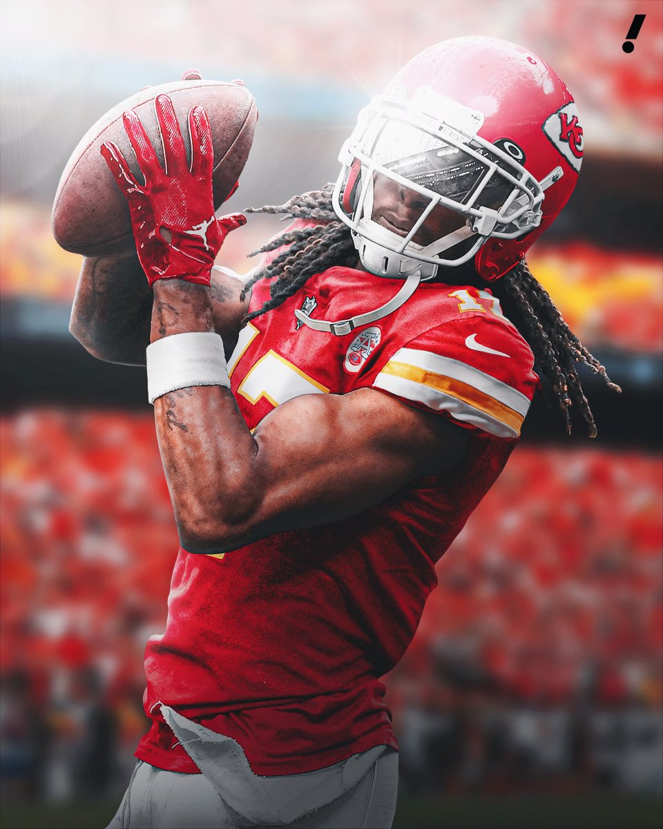 Davante Adams Jersey Swaps // #smsports 

(Raiders please stop breaking my heart)