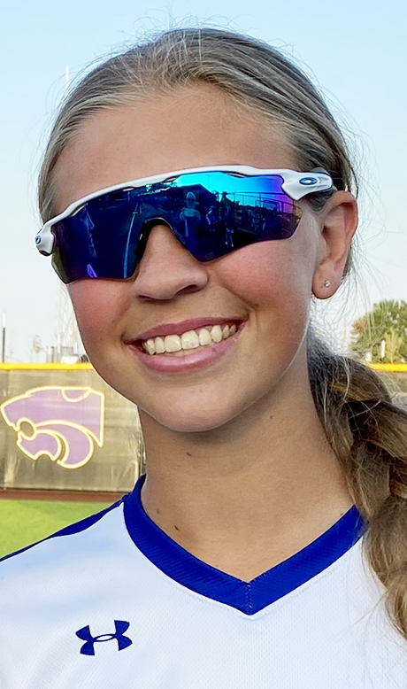 EJCExam_Sports's tweet photo. Examiner/C-T Athlete of Week vote now live at link below. Local EJC female nominees: @GVsftball's @MadisonRust3, and @CoachEnrightBSS's Zoe McVey.
Click link below & vote once a day every day through Sunday night. https://t.co/kcEuv0v25l https://t.co/yFujTi3Dnb