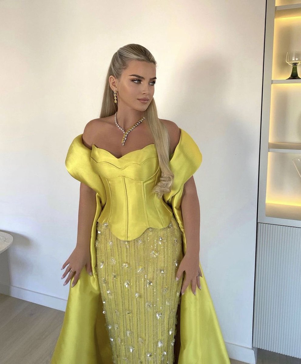 ___FirstLady_'s tweet image. 