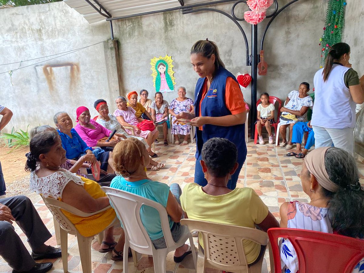cat_acosta67825's tweet image. #Cipas territoriales SISSU_ICI Cead Valledupar.
"Tecnología de la Vida "  En Adultos mayores.
Articulación SISSU_ICI- ECBTI
Elaboración del Árbol Territorial.@ArgoteSimanca @CordobaMeza @ElOIRdelaRegion @jesusvasquez56
