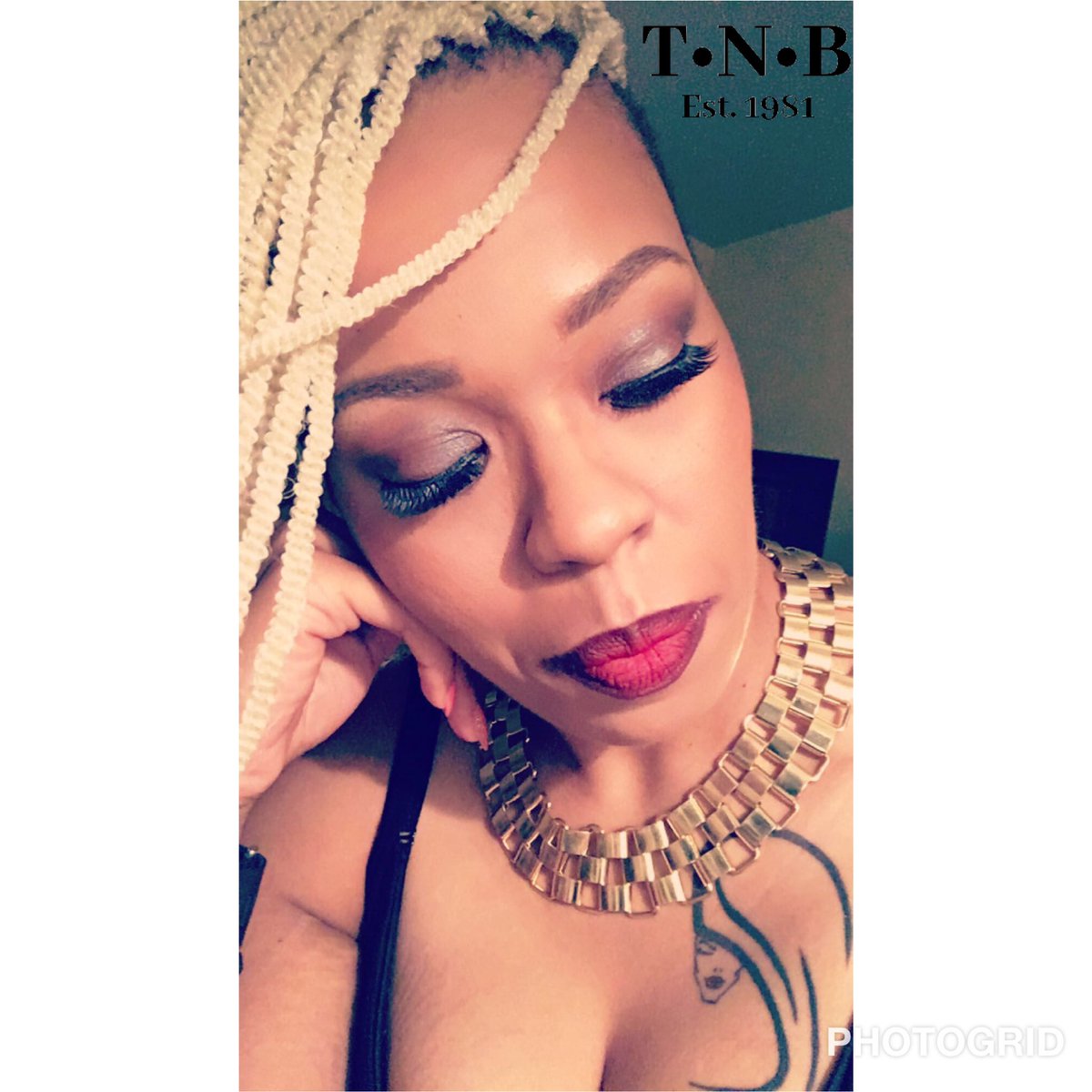 Stylist_864's tweet image. Trying to figure out what’s the next style I need to go with… #hairstylistproblems #hairpolar #middleageproblems