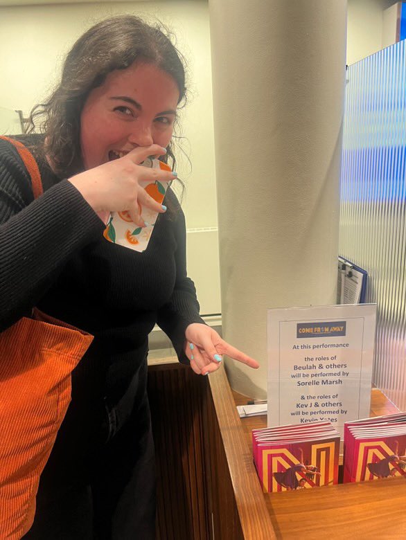 charlotte🌎 tweet media