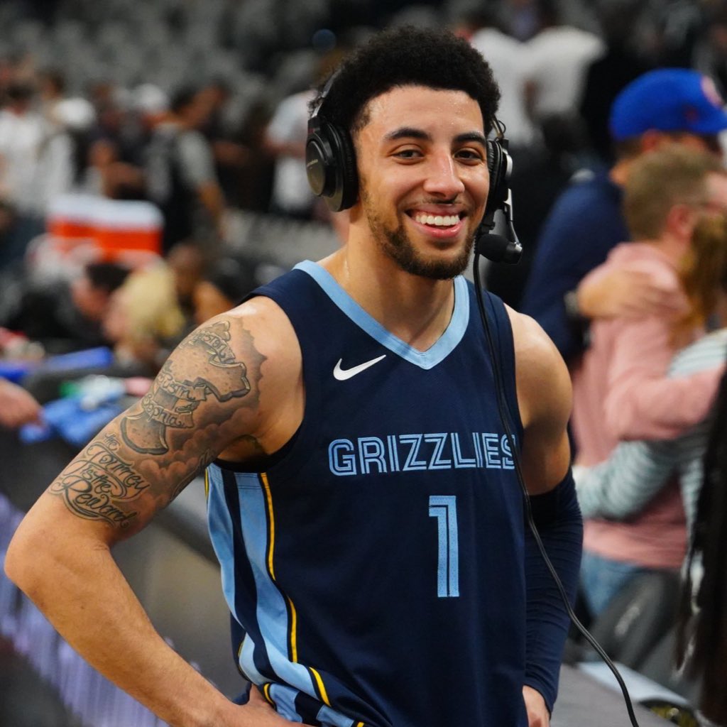 BREAKING : The Memphis Grizzlies are signing two-way guard Scotty Pippen Jr. on a standard multiyear NBA contract.

(via <a href="/ShamsCharania/">Shams Charania</a>)

THE GRIZZLIES HAVE A NEW BACKUP POINT GUARD. 🔥