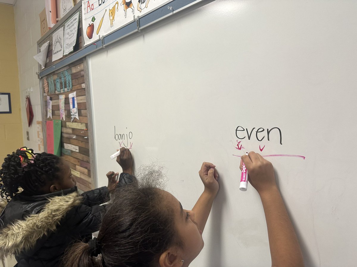 Ms. Hunt tweet media