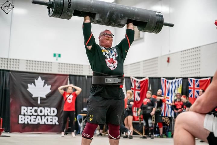 PhilDeLand's tweet photo. I like lifting heavy things https://t.co/7r8BM7O7F1