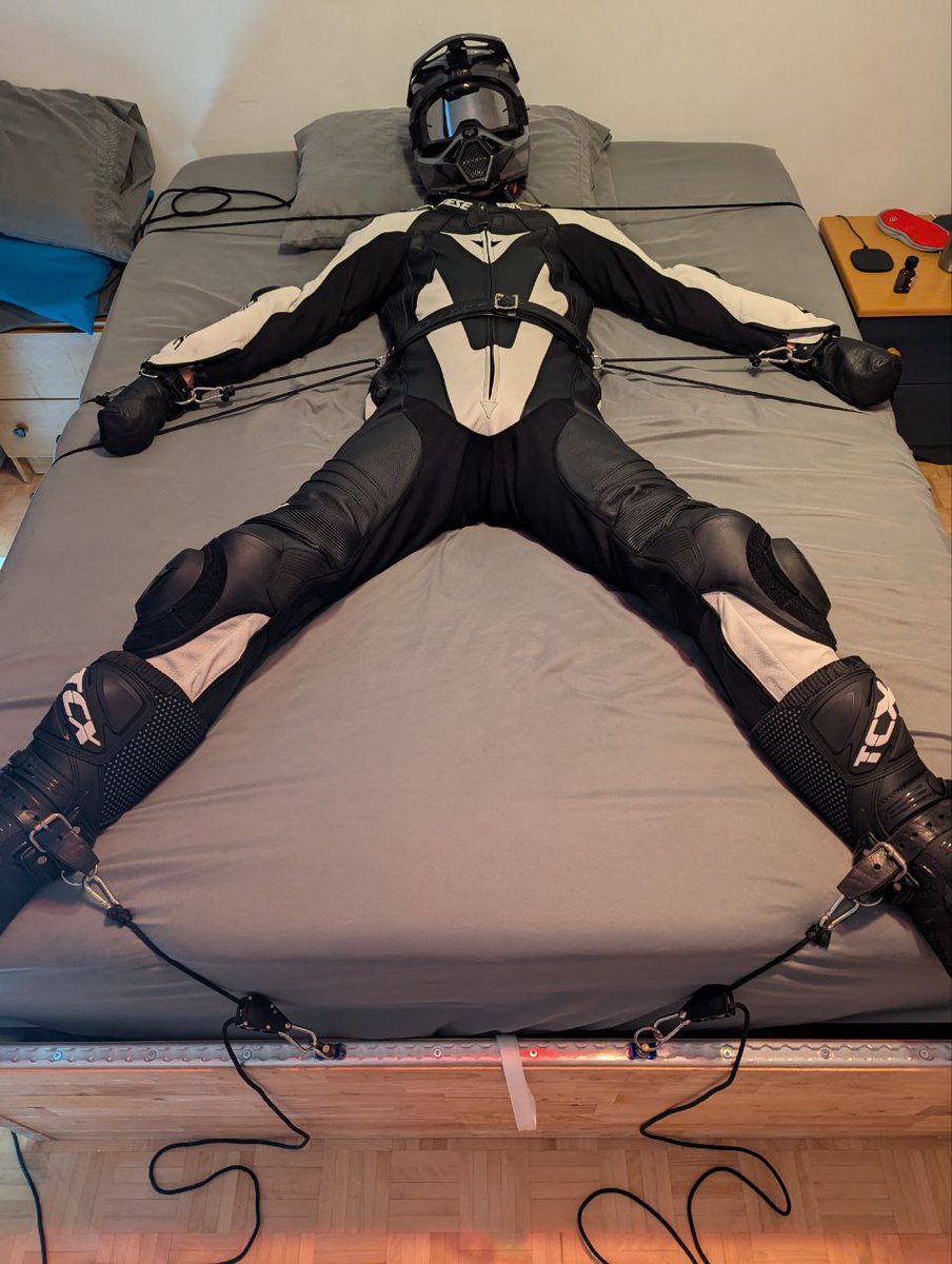 Thank you <a href="/Rubbypup/">Rubby pup 🔜 Darklands 2025</a> for the fun afternoon 😊😈