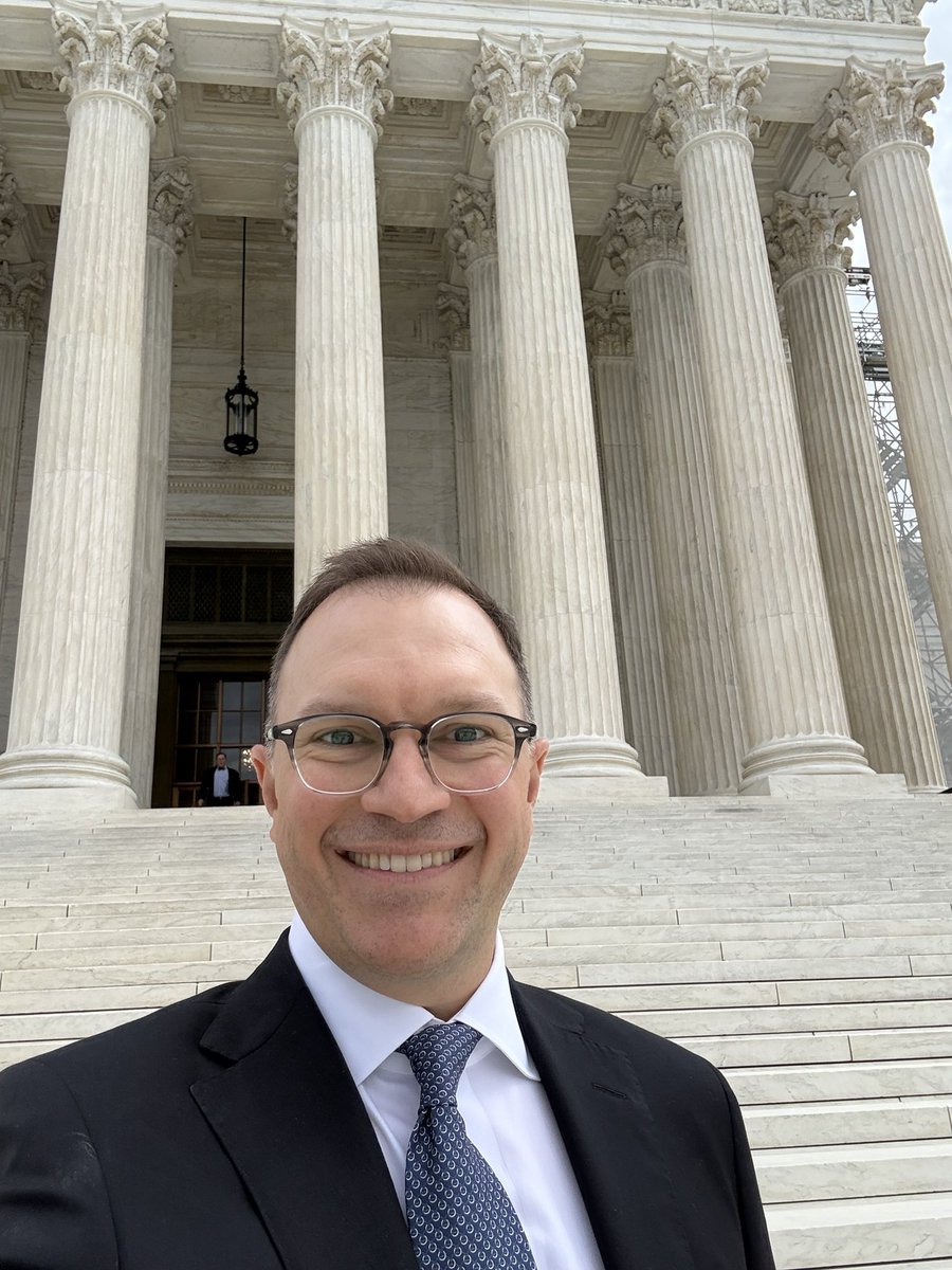 Really enjoyed watching the arguments this morning. Met some delightful lawyers and sat behind OSG and the General herself. Perfect view of Thomas and Alito testing the springed hinges of their chairs. And ready for day 2 tomorrow.
