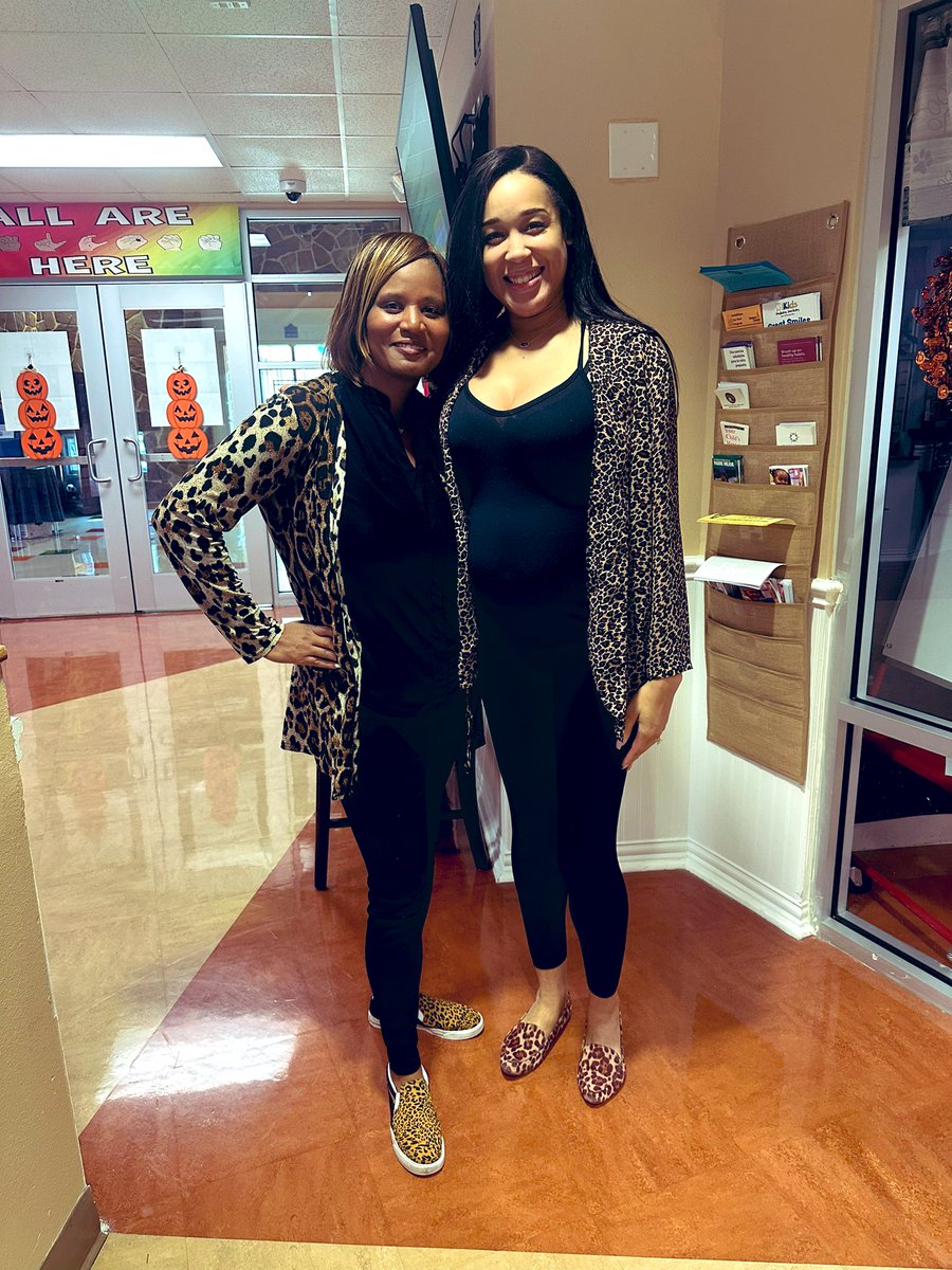 When you show up at Ann Windle SFYC for a Head Start meeting only to find out you’re twinning from head to toe with the beautiful Mrs. Latrina, you have to stop and take a picture.
