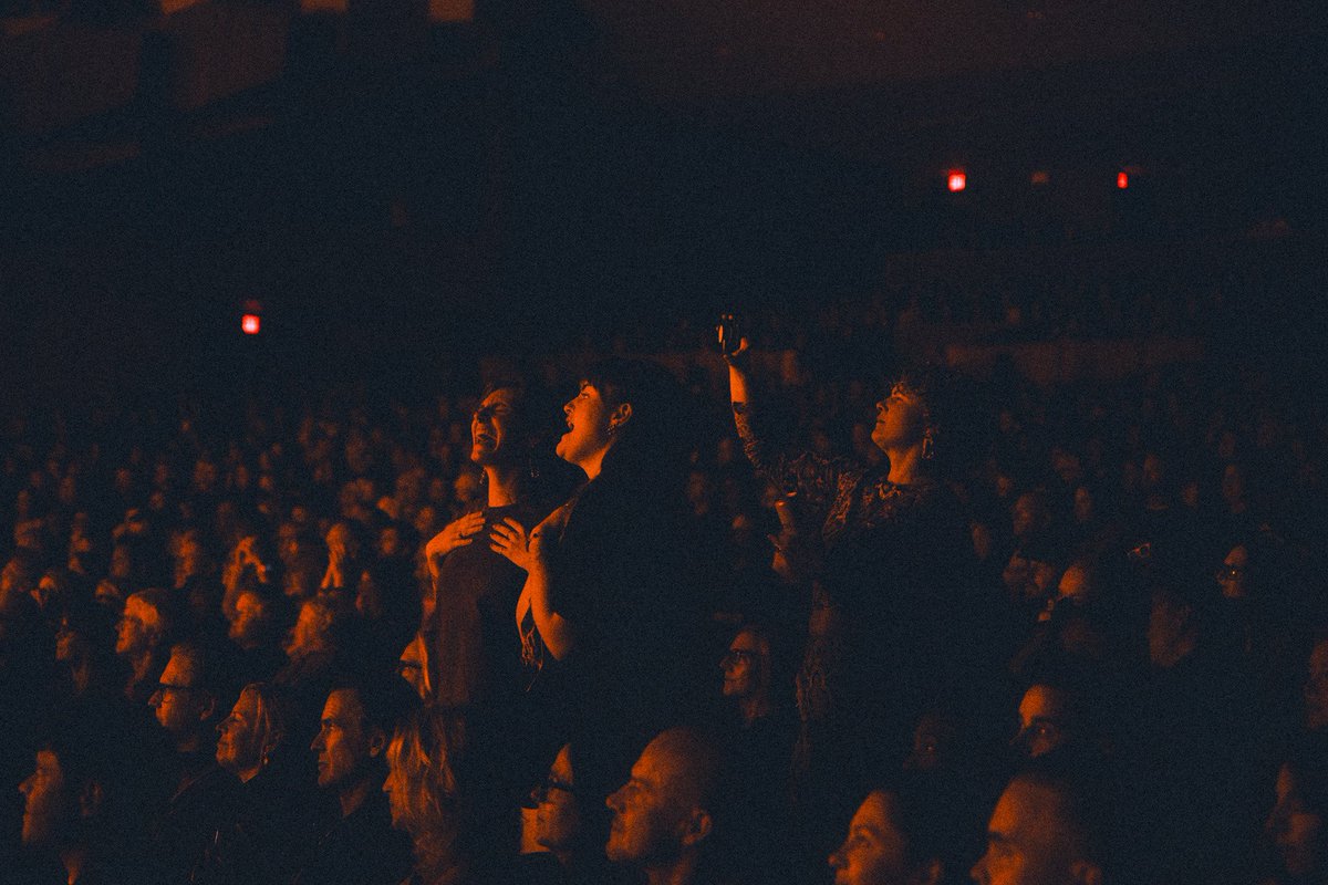 blkfootwhtfoot's tweet photo. Boise, Portland, Vancouver — y’all were something special! It’s been such a treat to share these moments with you 🎸⚡️

Tonight, we’re in Seattle then wrapping up with a few shows in California. https://t.co/EfHJm1IYYi