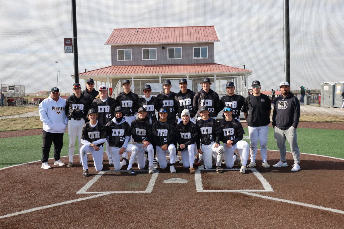 KalebHupke's tweet photo. Thank you to Jessy and the rest of the coaches at ITB for another great season. Also thank you to all my teammates for another fun fall. Here are some stats and swings from this fall. 

51 AB
20 Hits
Avg. 392.
OBP .523
12 BB
2 HBP
@IATravelBsbl https://t.co/iaSMiQDYCR
