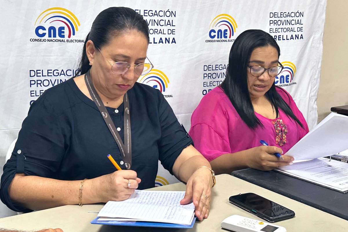 CNEOrellana's tweet photo. #CNEInforma 📢 | Junta Provincial Electoral de Orellana reinstaló la Sesión Permanente de #InscripciónCandidaturasEc para las #Elecciones2025Ec🇪🇨. https://t.co/UAzvRxiOOy
