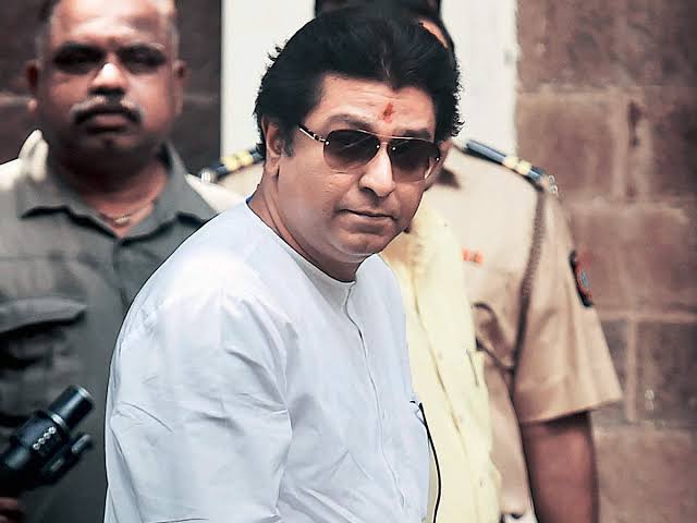 NitinBaul's tweet photo. महाराष्ट्र आणि मराठीसाठी १००+ केसेस आणि तुरंगवास भोगणारा महाराष्ट्र मधला एकमेव नेता ते म्हणजे "राजसाहेब ठाकरे"!
मराठीला अभिजात भाषेचा दर्जा मिळाला त्या बद्दल त्यांचे खूप खूप आभार 🙏
धन्यवाद राजसाहेब!
#RajThackeray #मराठी_भाषा #अभिजात_दर्जा #मनसे 
@mnsreport9 @mnsadhikrut https://t.co/b3Ws5e2WZ3