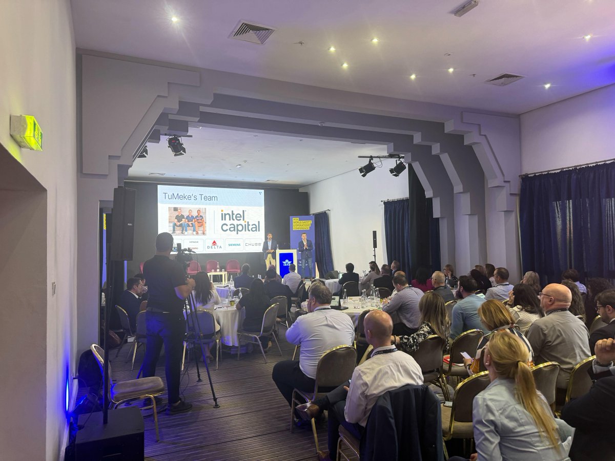 tumeke_ergo's tweet image. Another great day at #IATAWSOC - What an amazing opportunity to share how TuMeke is helping aviation workers stay safe on the job!  🛫

#WSOC2024 #ErgoTech #WorkplaceSafety #NationalErgonomicsMonth