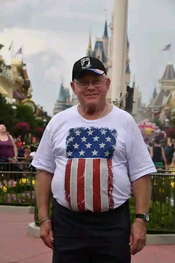 Have a wonderful day everyone😚😚🤗🤗😎👩‍❤️‍💋‍👩🐶🐱🐻🙉🐷🌴🪴🌲🎋🌹🌻🌼🥕🥒🥦🌶️🌽👋