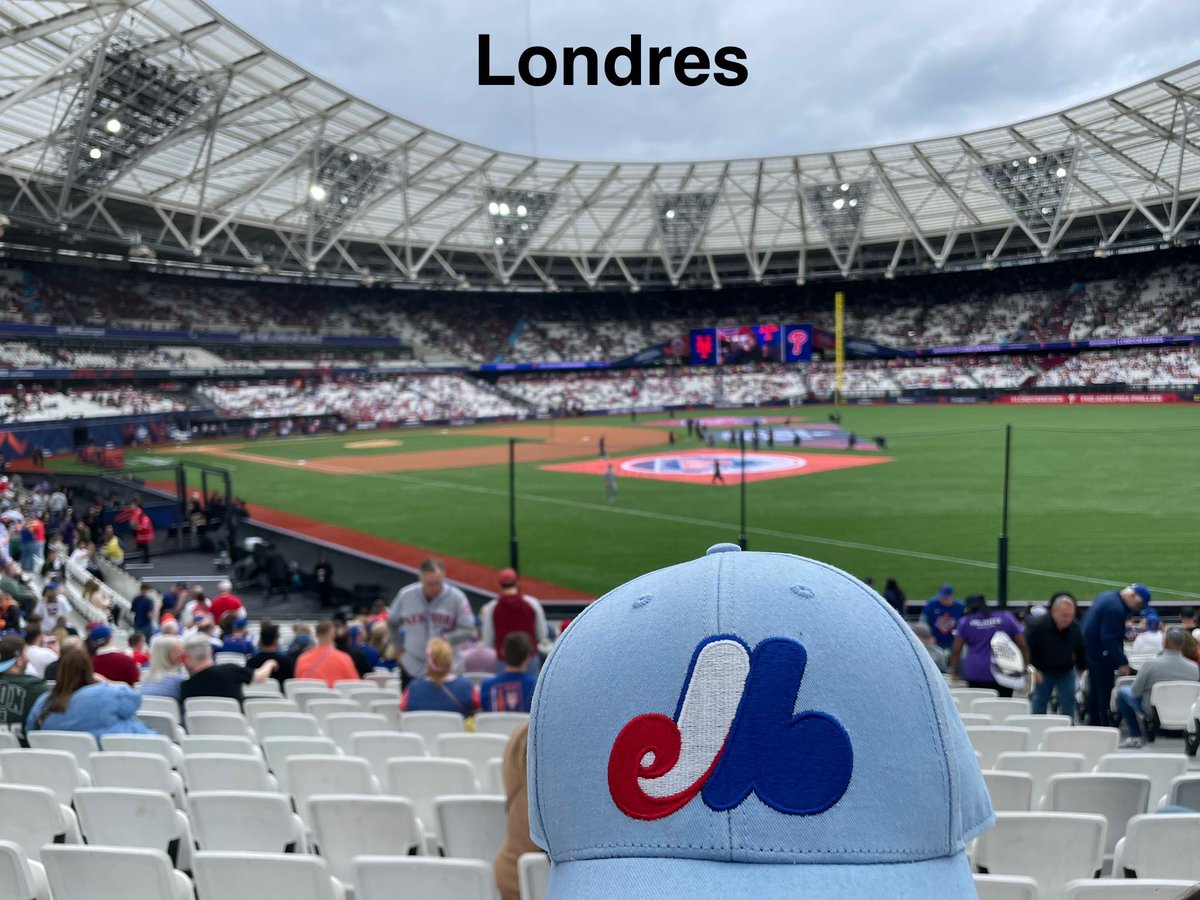 Montreal_Hohhot's tweet photo. @FrankLevesque09 💔💔💔 Je représenterai toujours fièrement nos Expos partout où je vais. Il ne ne passe pas un jour sans que j’y pense. #Expos4Ever 👊 https://t.co/D1vQdwVxz0